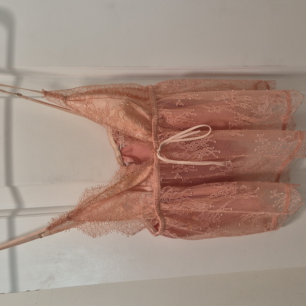 Lace Camisole Top Womens XS SEXY AND CUTE.